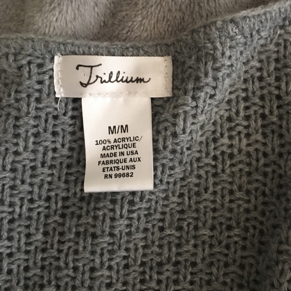 Cardigan - Picture 2 of 3